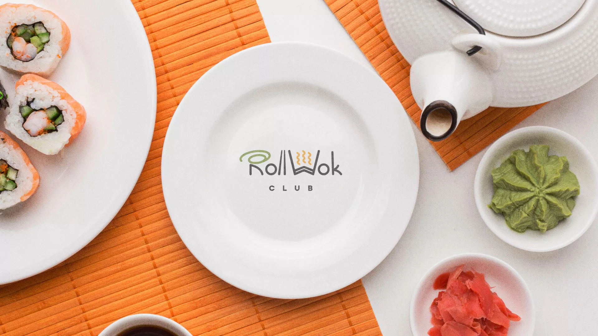 Разработка логотипа и фирменного стиля в Королёве для суши-бара «Roll Wok Club»