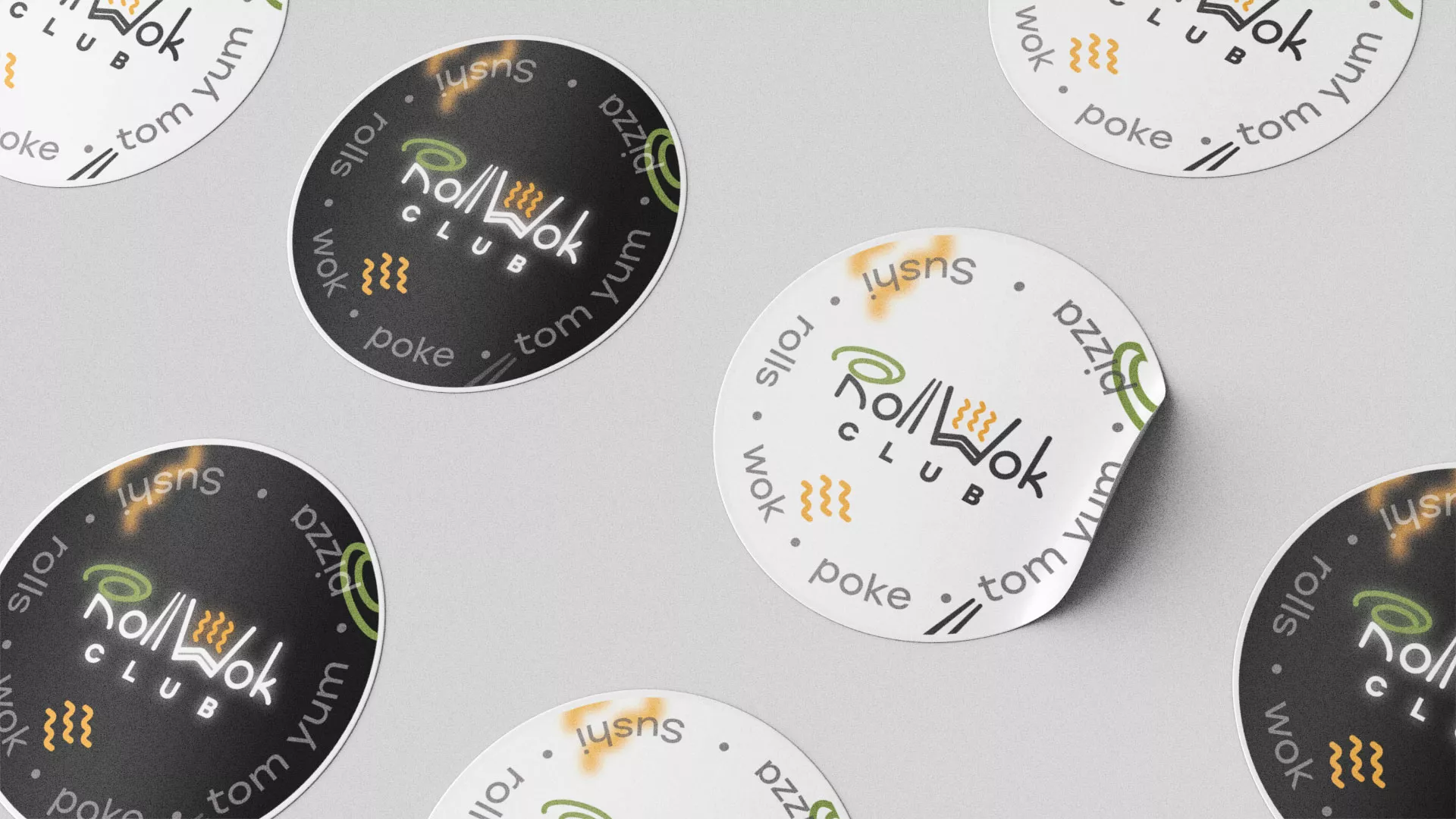 Создание дизайна упаковки суши-бара «Roll Wok Club» в Королёве